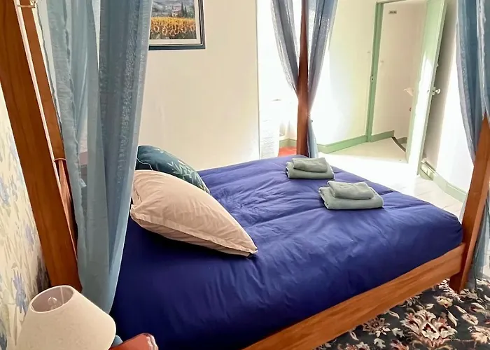 Haute Du A 2 Min De L'abbaye - 6 Pers Saint-Hilaire (Aude)
